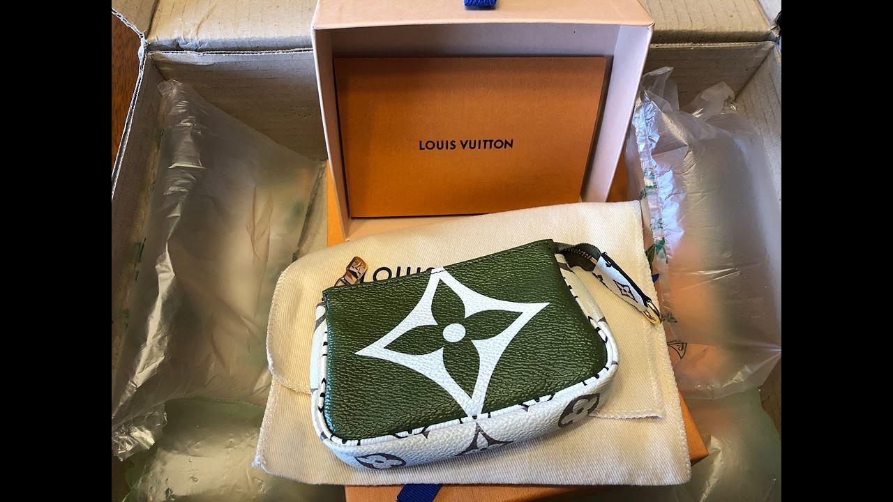 Louis Vuitton Unboxing & Review-Giant Monogram Micro Pochette