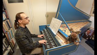 dAnglebert: Suite in g minor, part 1. John Moraitis, harpsichord.
Support the channel at https://www.patreon.com/johnmoraitis
Thank you for your support!
Chapters:
0:00 Introduction
0:37 dAngleberts Pièces de clavecin
3:11 Unmeasured preludes
4:25 Comparing different notational conventions
8:14 Performance suggestions
9:33 The Prelude
14:38 The Allemande
17:32 The opening bass line of the Courantes
19:31 Melodic trajectory in the Courantes
21:02 Order of presentation
21:56 Prélude (manuscript score)
24:32 Prélude (published score)
26:43 Allemande
30:12 Courante I
31:55 Courante II
34:03 Patreon information
Jean-Henry dAnglebert, Suite in g minor, part 1:
I. Prélude
II. Allemande
III. Courante I
IV. Courante II
John Moraitis, harpsichord.
Harpsichord by Martine Argellies (Montpellier, 2012), after Dulcken.
Temperament: Rameau. A=415 Hz dAnglebert: Suite in g minor, part 1. John Moraitis, harpsichord.
