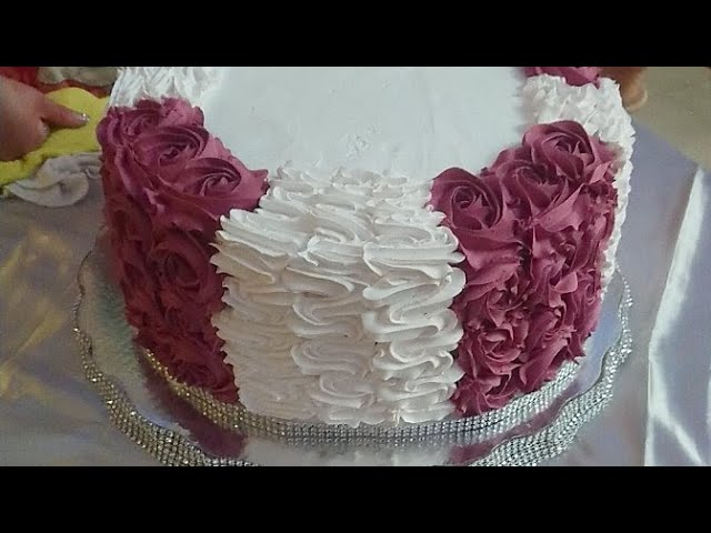 Montando Pastel Para 150 Personas - YouTube