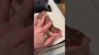 Smash or Pass? How to Rub Your Meat. Meat Rub Recipe.  #shorts