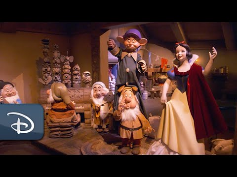 First Look: Snow White’s Enchanted Wish at Disneyland Park