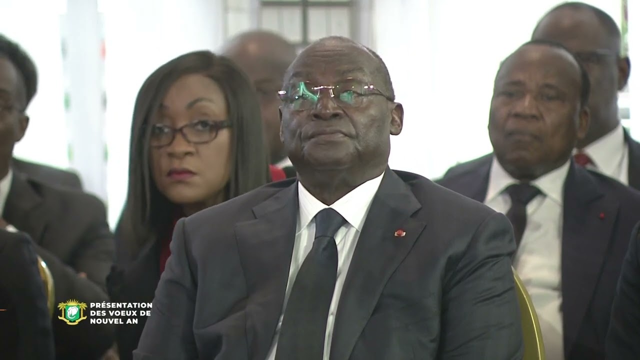 Présentation des Vœux du nouvel an 2025 : le Chef de l'Etat échange avec le Corps diplomatique