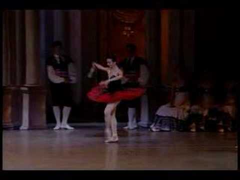 Nino (Nina) Ananiashvili - Fan Dance - Don Quixote