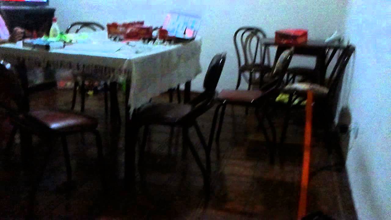 Punto y coma, el que no se escondi� se embroma