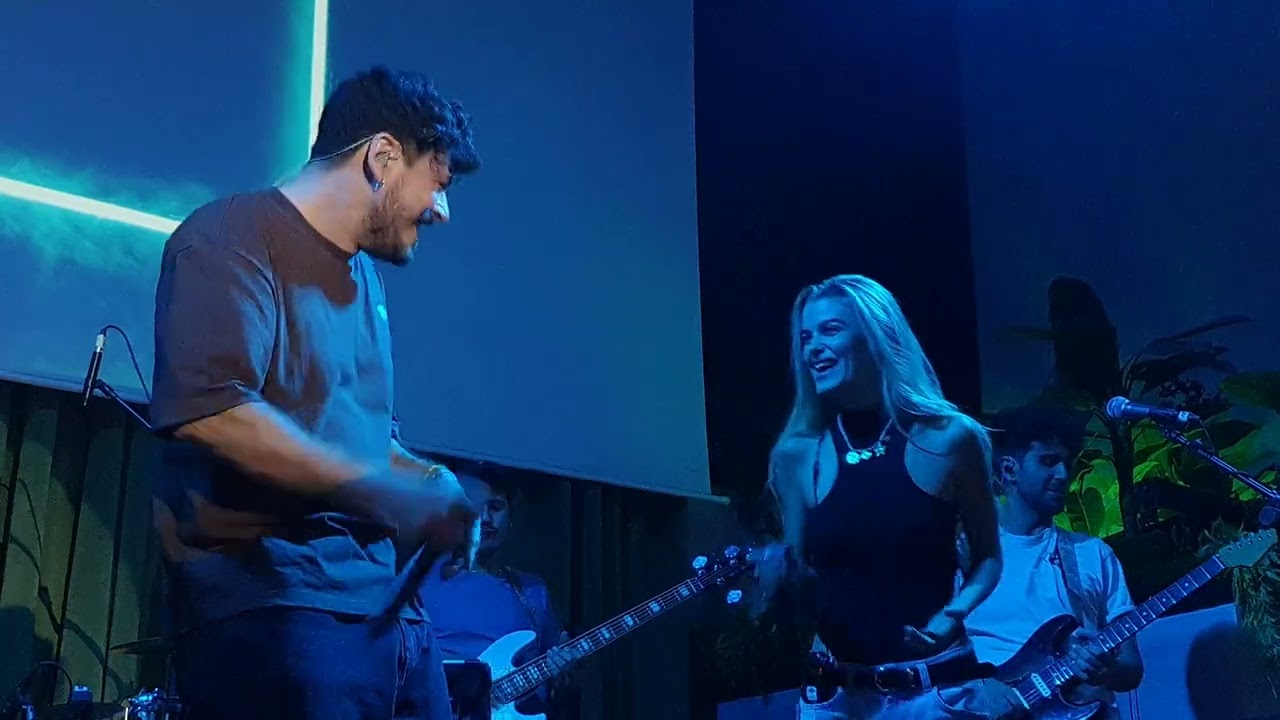 Luis Cepeda y Sazza. No te vayas del todo #ContradicciónValencia