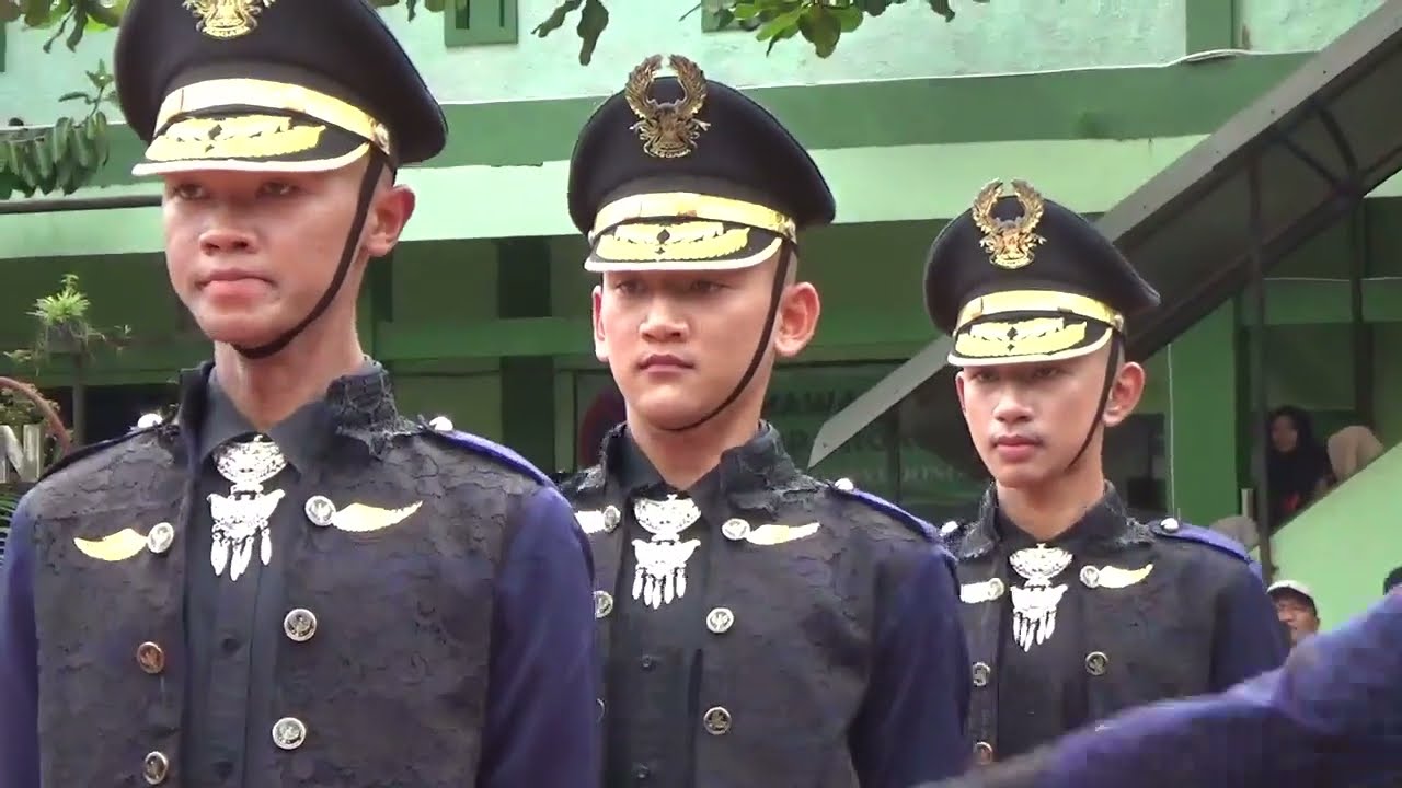 Aksi Team PASKIBRA SMK N 2 SALATIGA dalam event  LKBB VISKA 2023