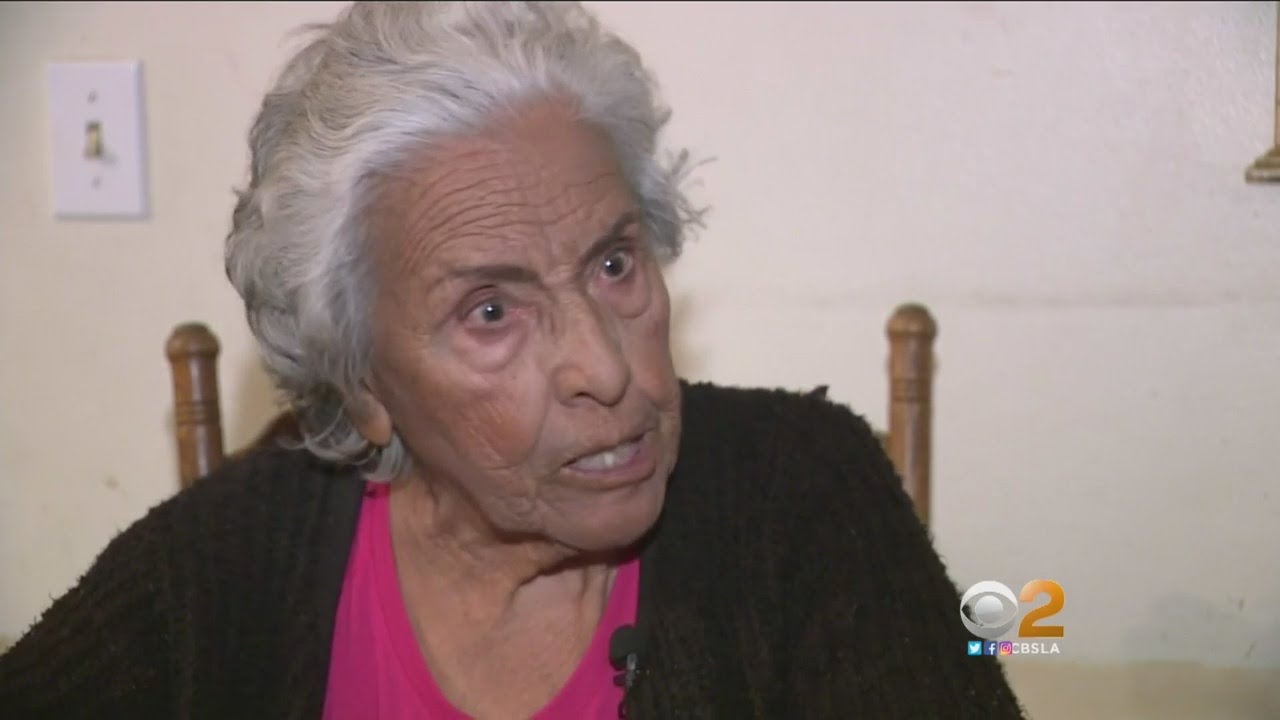 what to buy a 99 year old woman