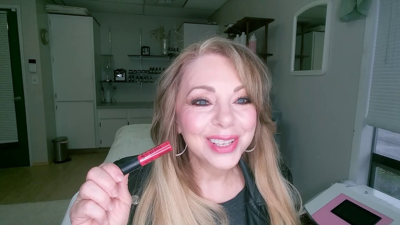 Plump Your Lips -FOUR Ways!