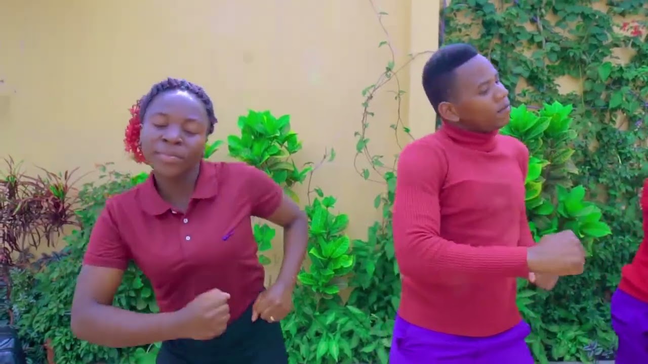 YORAMU BUKURU  Acha usiwajibu  officiall video DIRECTOR UTUKUFU STUDIO  filmmed by baga 4K