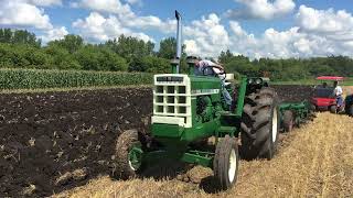 Oliver Detroit Power Plowing at Iowa Cornbelt Show Fredericksburg 2016