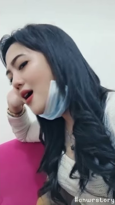 gadis cantik nyanyi lagu sunda