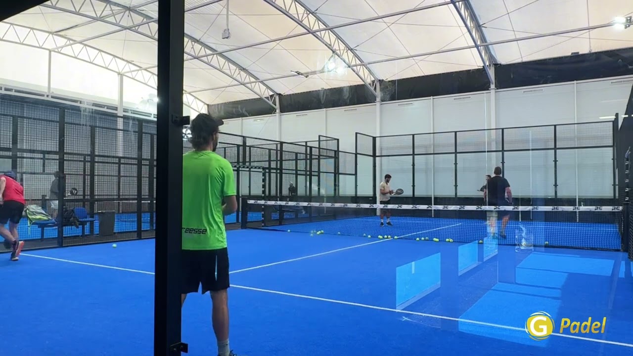 PADELCRACKS BY GPADEL ACADEMY. Miércoles 18/02/26. Pablo/Fran vs Nacho/Antonio. Salida pared