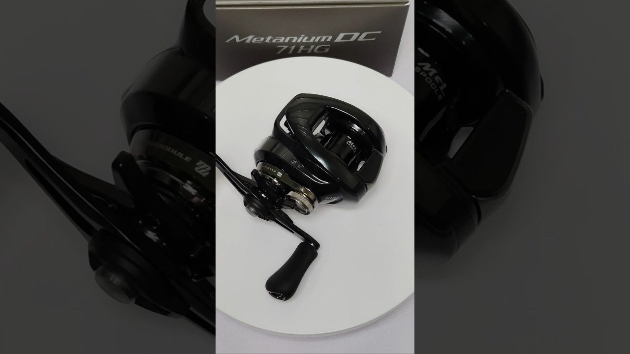 Shimano 24 Metanium Dc 71HG Close Up View By Zeiss Aura Light 