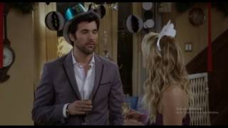 Fuller House | Our Very First New Year's Countdown [HD] | Netflix