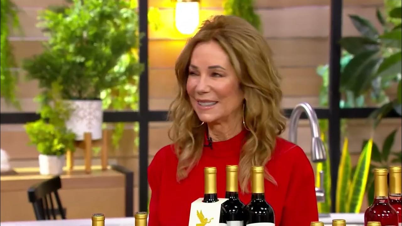 Kathie Lee Gifford Holiday GIFFT 3 or 6Btl Wine Set by VWE on QVC YouTube