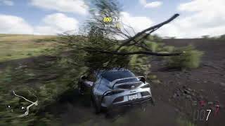 10 minutes of a bad player playing Forza Horizon 5