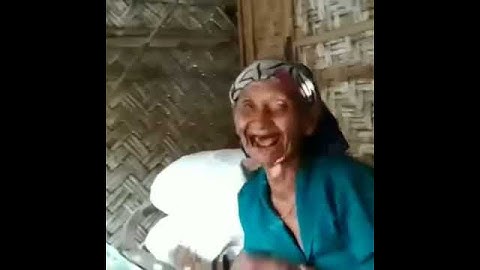 Status WA .nenek tua tertawa lucu