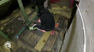 Attic hatch - ladder install in old house