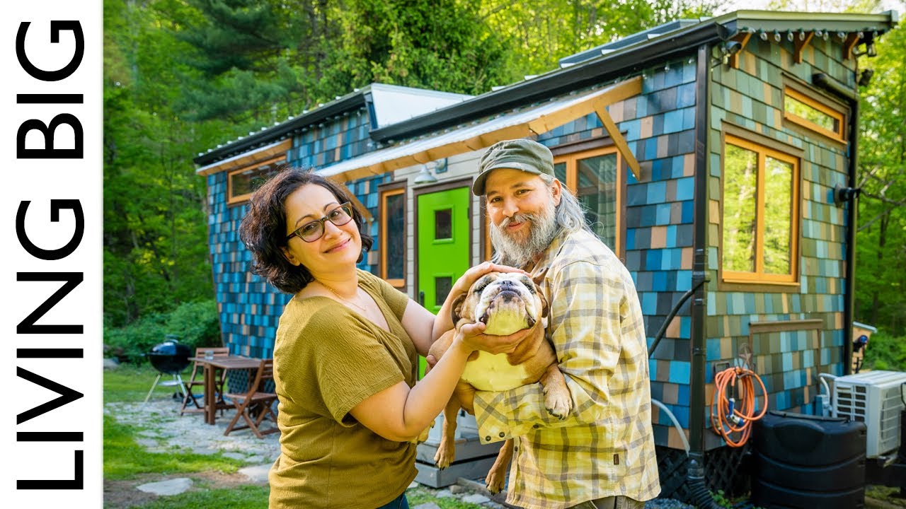 Artful Low-Impact Living in an Amazing Tiny House!