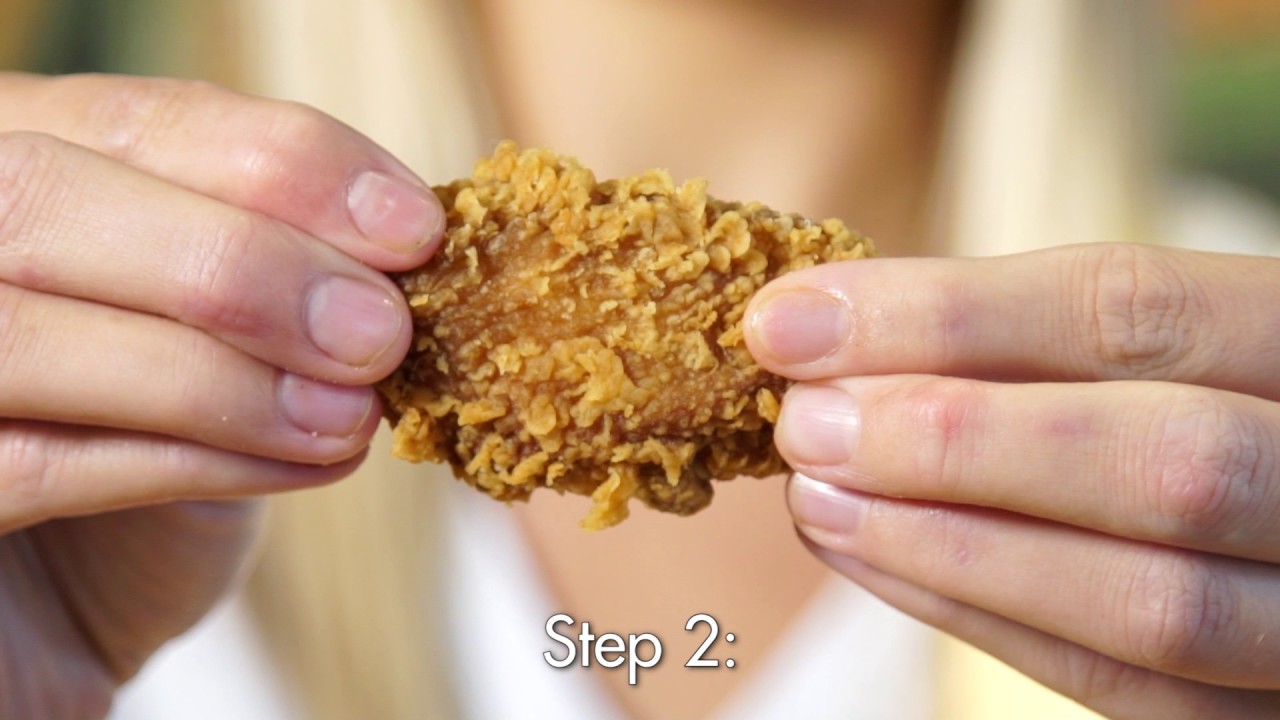 How To Eat Chicken Wings Like A Boss