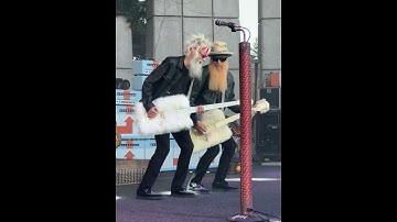 Thumbnail of ZZ Top: the “Legs” wiggle