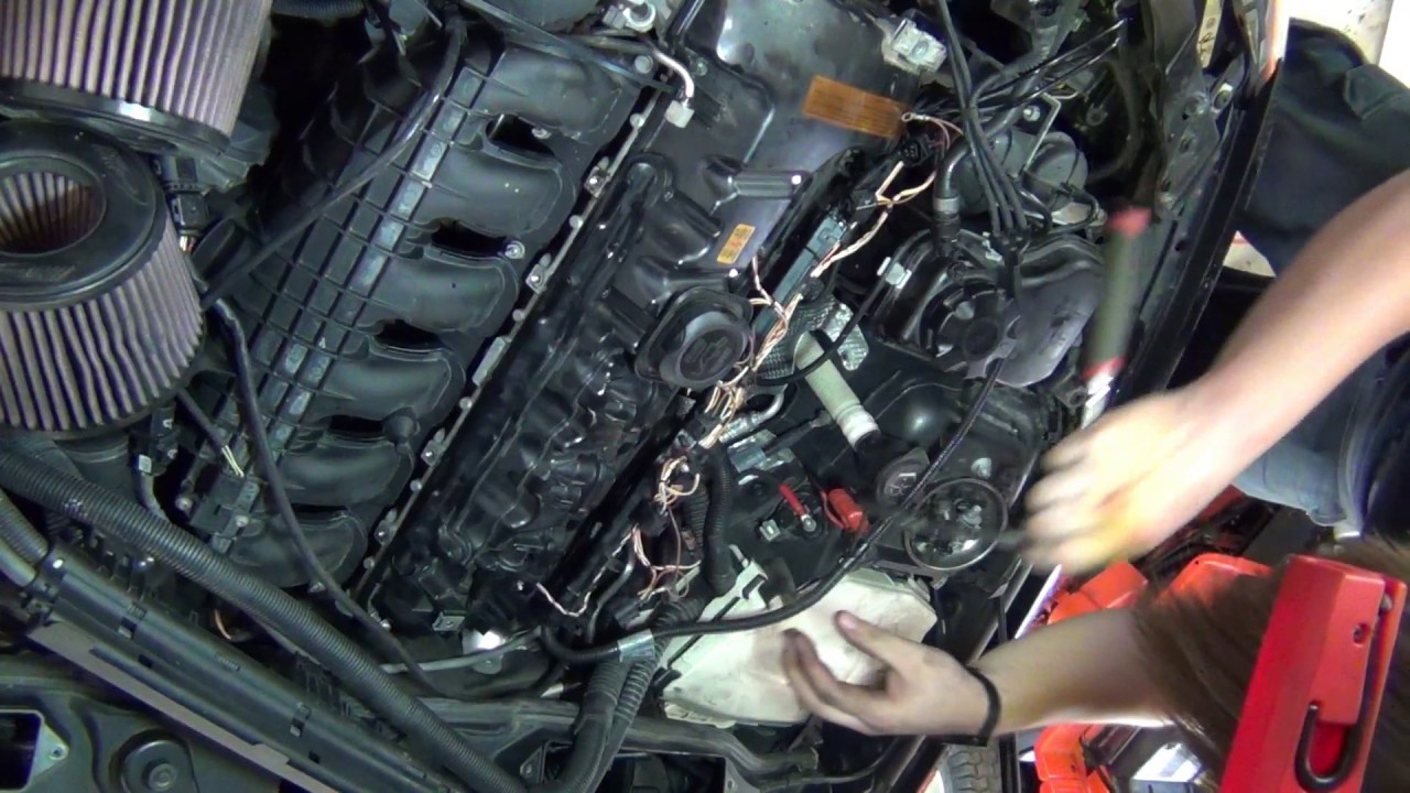 Valve Cover Gasket on N54 Part 2 YouTube