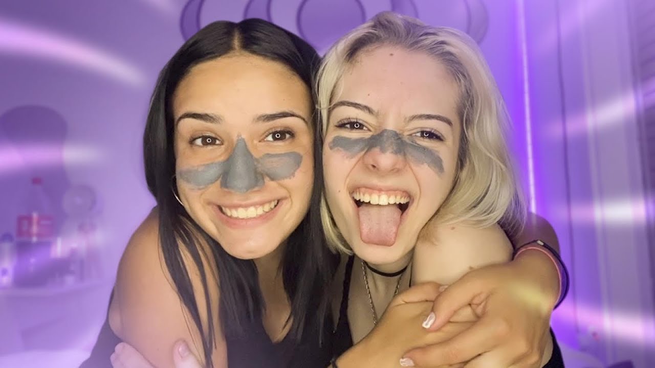 HAGO UNA PIJAMADA CON MOMO