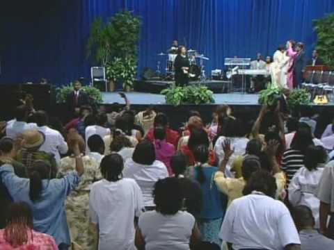 Co-Pastor Susie Owens Mega Fest 2004 Praise Break