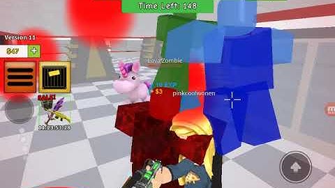 Playing  zombie  attack  and losing  all the time  With My Friend superpapu