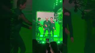 Felix Showing Jeongins Abs To Stay