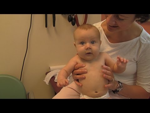 हार्वर्ड वेंगार्ड मेडिकल एसोसिएट्स में एक शिशु स्वस्थ बच्चे का दौरा