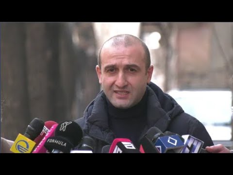 დაგვიდასტურეს, რომ თამაშობენ მიშას თამაშს. მიშას თამაშში ჩვენი ადგილი არ არის - ხვიჩია