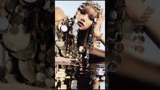 Outfits Vs Lisa Wearing Them