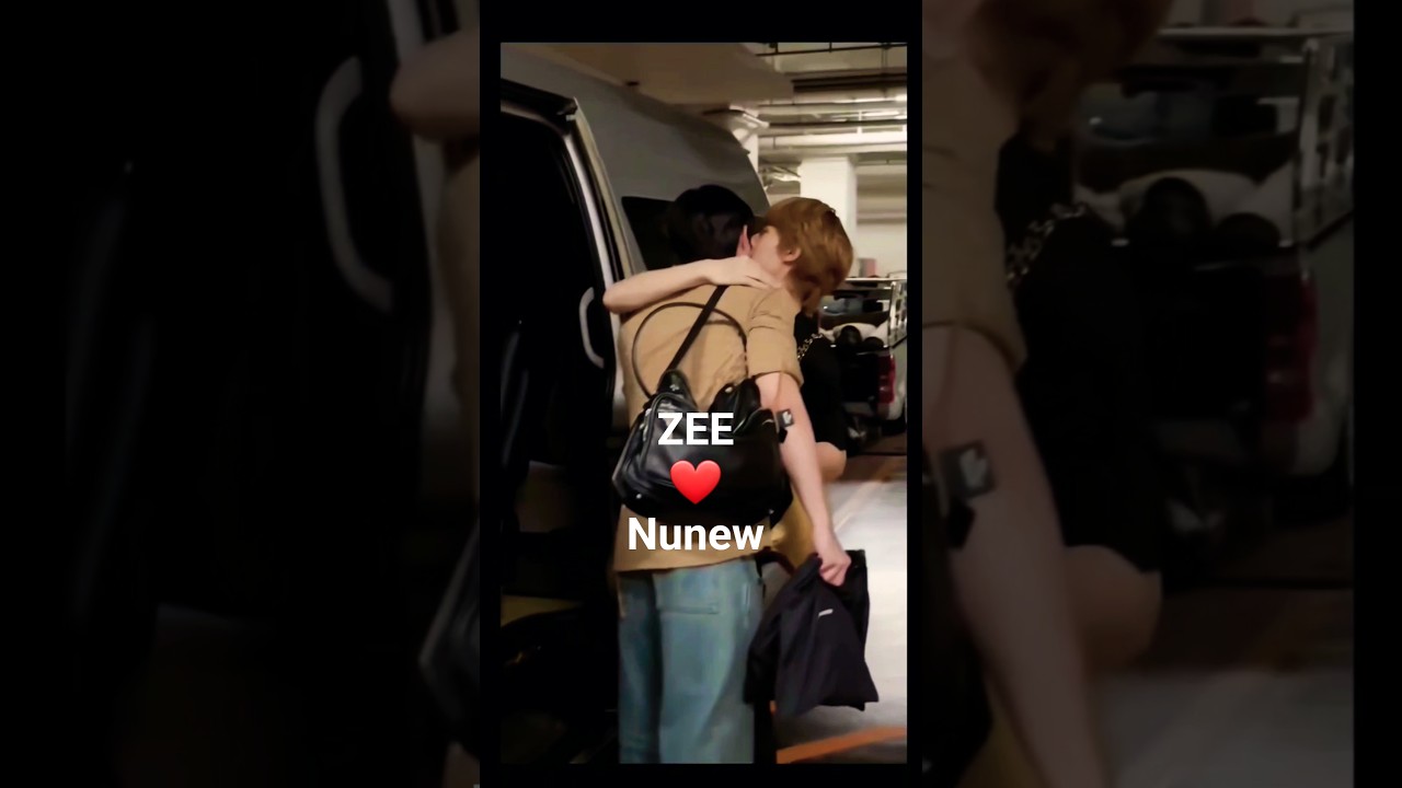 Two kisses and a hug...so cute ❤️  