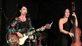 Tif Ginn - Little White Pill - Live at McCabe's chords