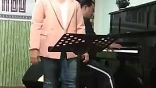 Download Lagu Tetty Manurung@Mora Tabo MP3