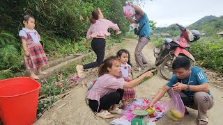 By chance I met my ex-husband - the land owner - selling Dragon fruit - Lý Thị Hương )