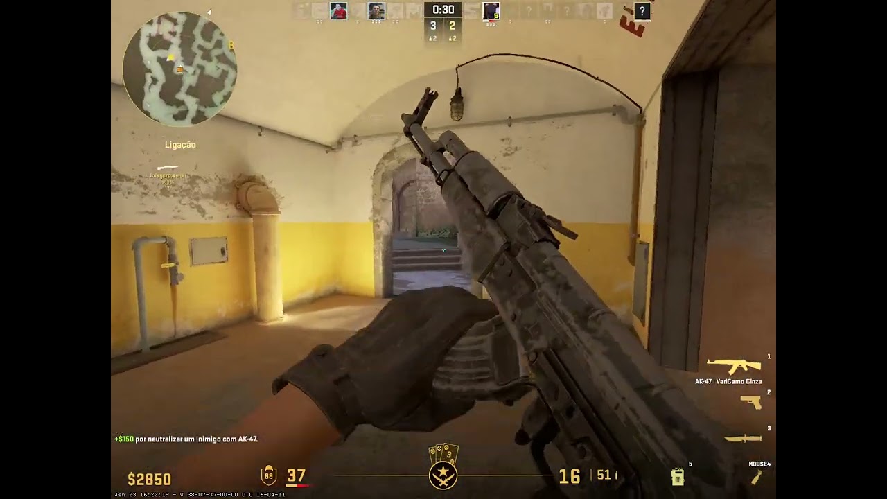 CS2 É ISSO, quebra Smoke e bang na cara