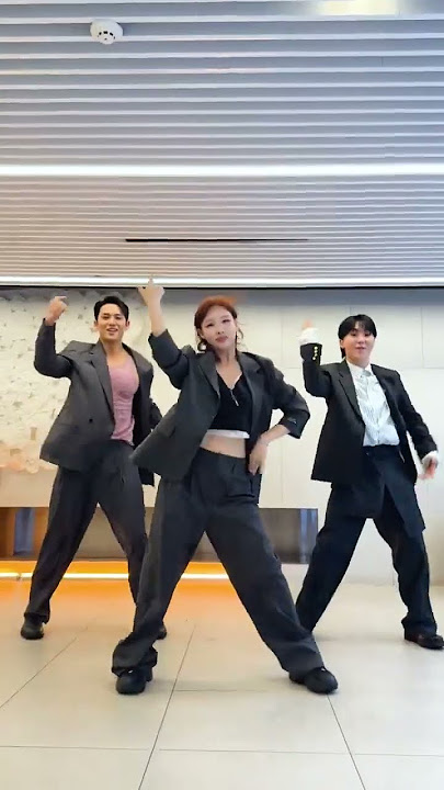 NAEYEON, MINGYU & SEUNGKWAN THIS IS FOR dance challenge! Twiceteen~😙💗#seventeen#twice#mingyu#naeyeon