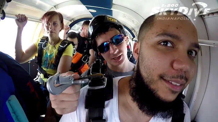 Jeffrey Carlisle's Tandem skydive!