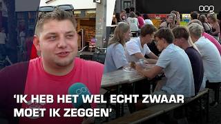Brakke KEI-lopers aan de pizza op Vismarkt