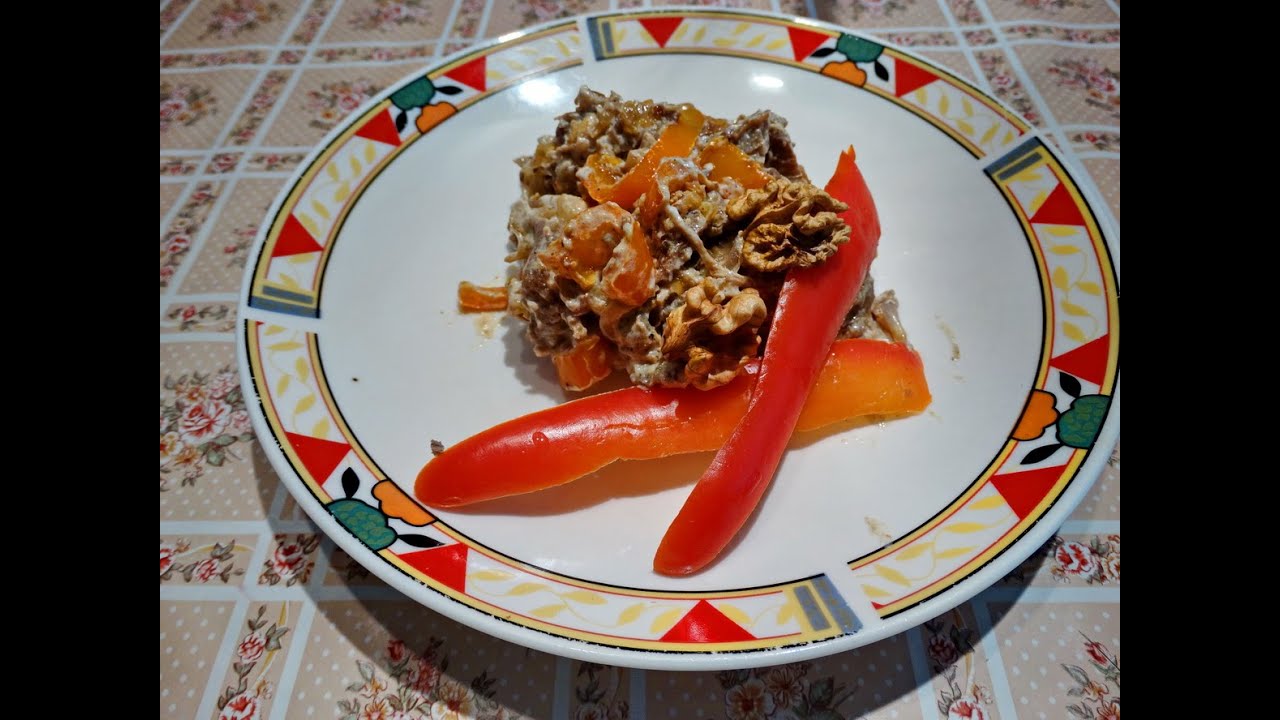 Мировая закуска из сушеных баклажан (Pkhali) Appetizer from dried aubergines