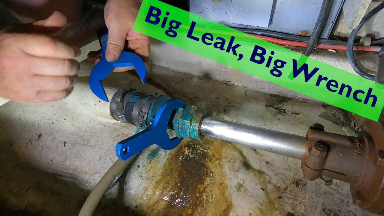 Did we SINK our boat? Stuffing BoxShaft Seal Packing Replacement on