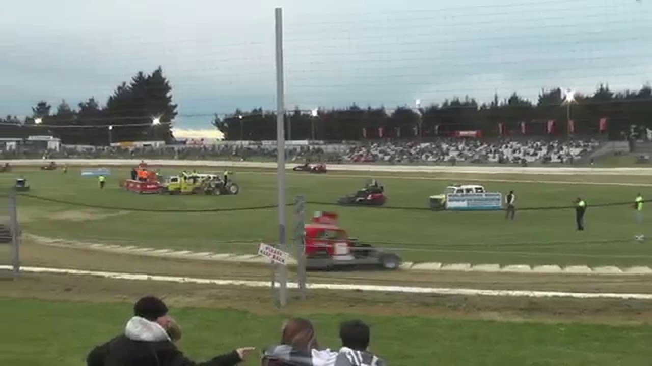 Woodford Glen Stockcar Teams Crushers v Titans November 2015