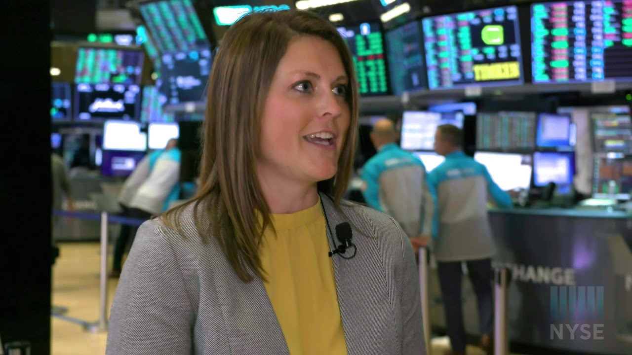 Aware Asset Management: Andrea Roemhildt - YouTube