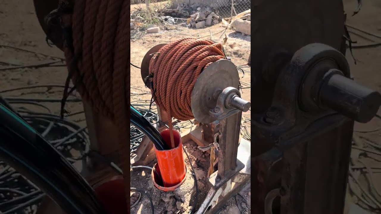 لحضة خروج مضخة الماء على عمق 150متر 