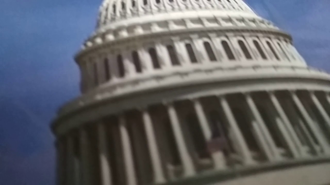 Helicopter fell down in white house - YouTube