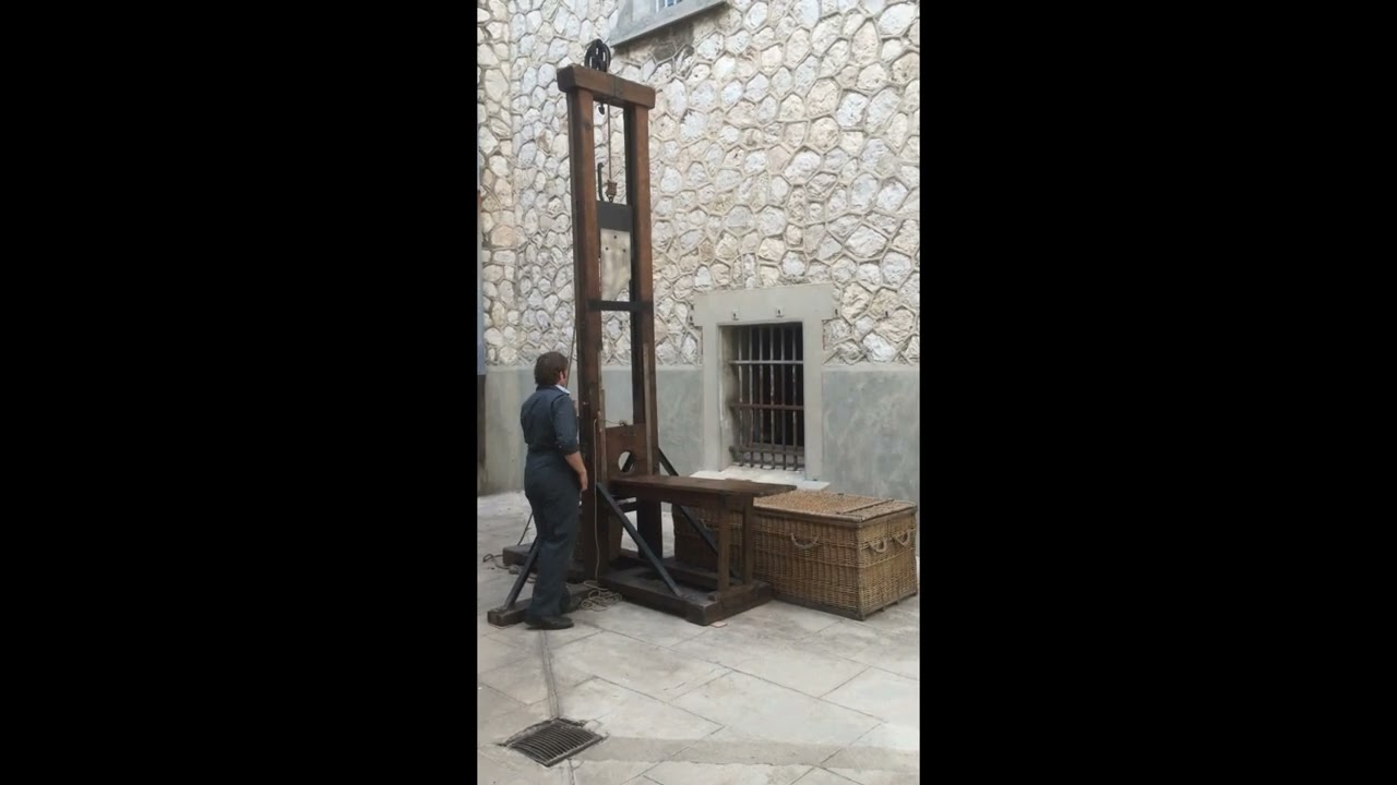 Essai de la guillotine Berger Lelouch   Les Baumettes 17 aot 2020