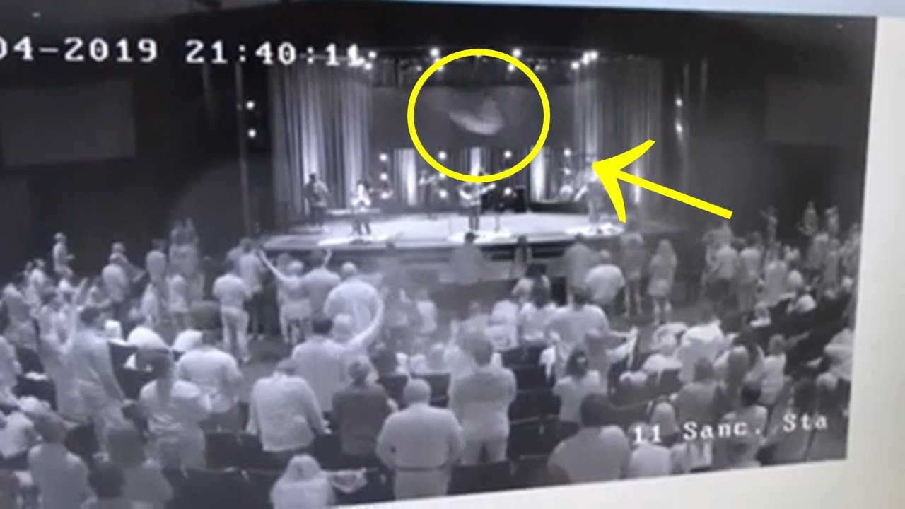 Download Vjernici tvrde da su vidjeli anđela u crkvi,ali kamera je zabilježila sve !