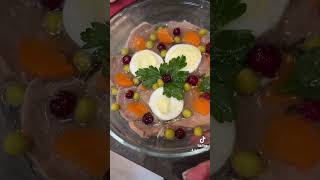 заливное из языка . это очень вкусно и полезно